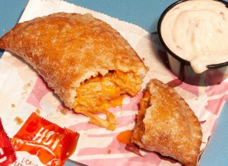 Taco Bell Cheesy Chicken Crispanada Taco Bell Cheesy Chicken Crispanada