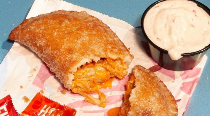 Taco Bell Cheesy Chicken Crispanada Taco Bell Cheesy Chicken Crispanada